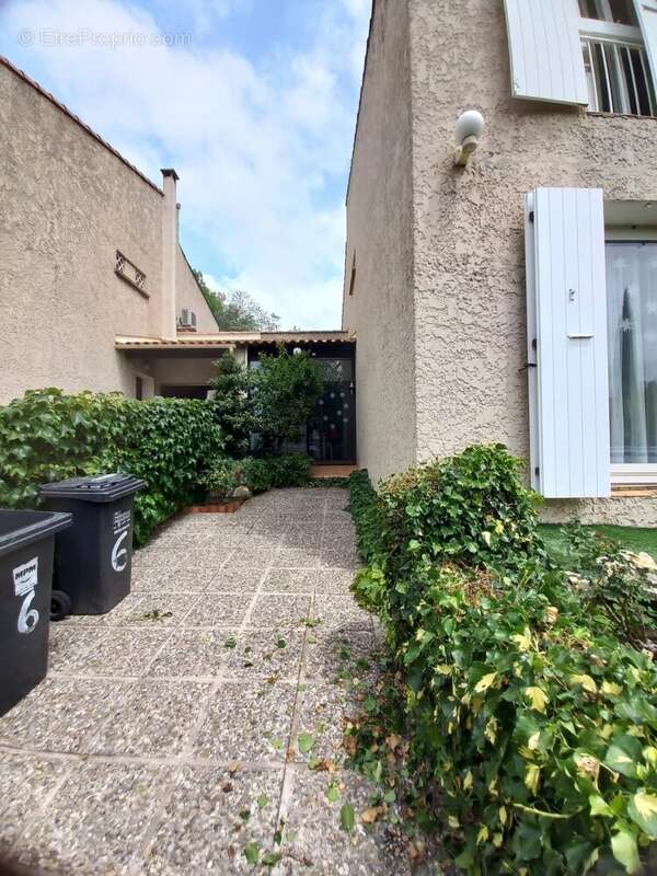 Appartement à MARSEILLE-9E