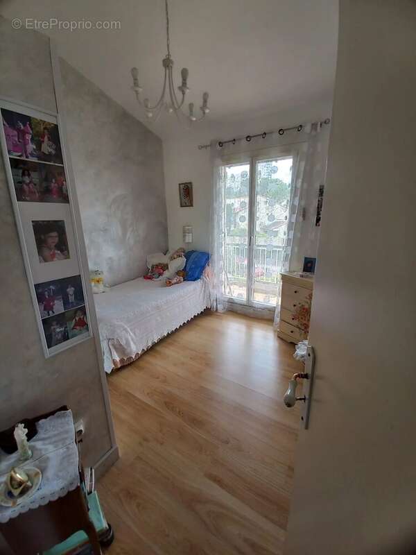 Appartement à MARSEILLE-9E