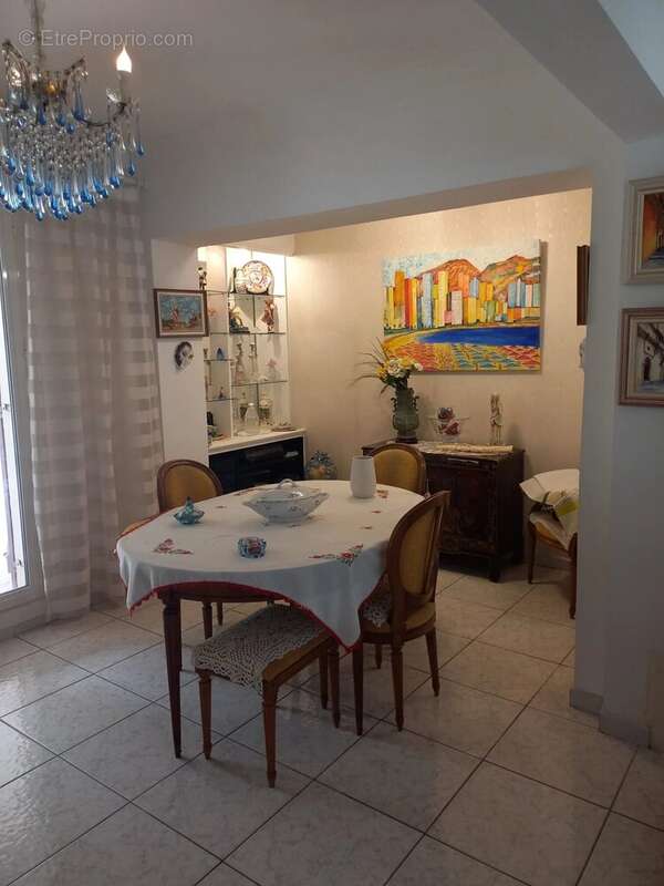 Appartement à MARSEILLE-9E
