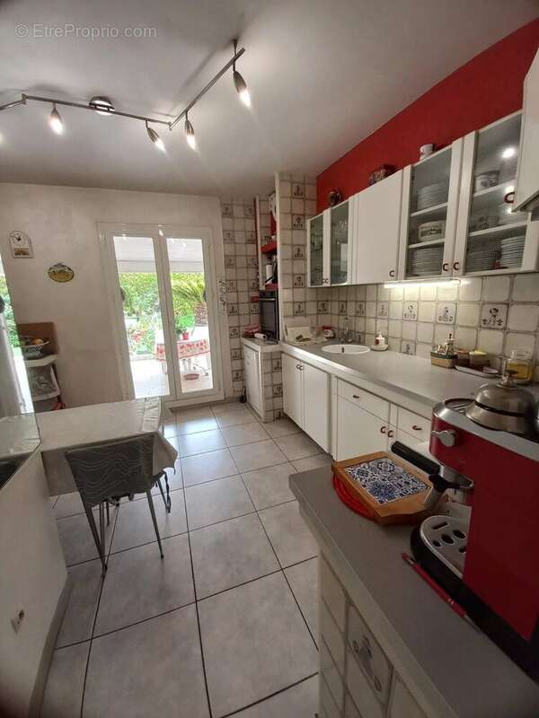 Appartement à MARSEILLE-9E