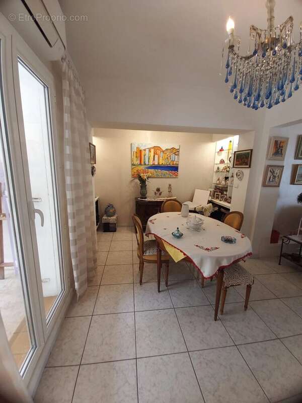 Appartement à MARSEILLE-9E