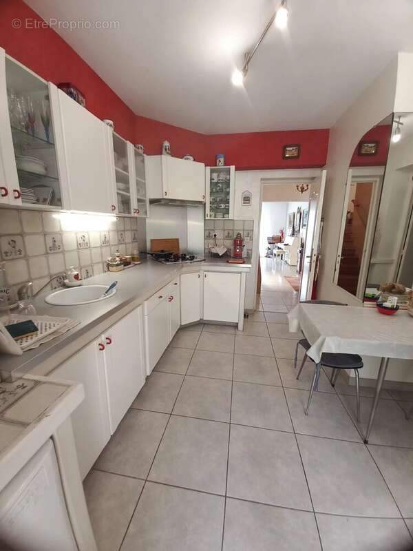 Appartement à MARSEILLE-9E
