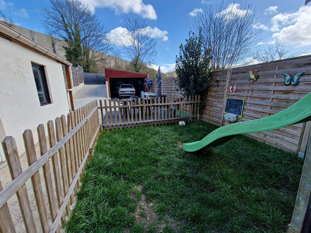 Maison à MANTES-LA-VILLE