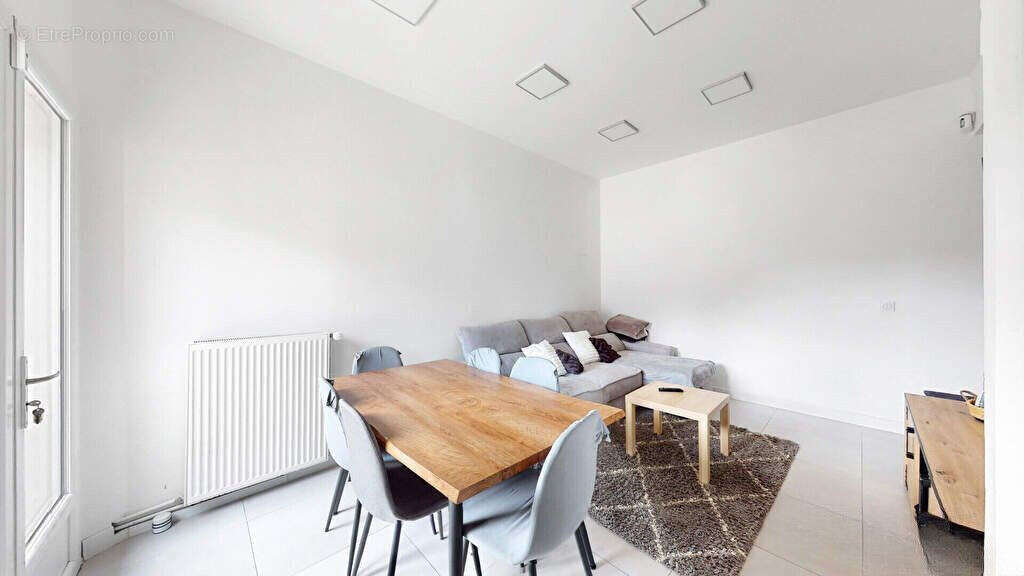 Maison à MANTES-LA-VILLE