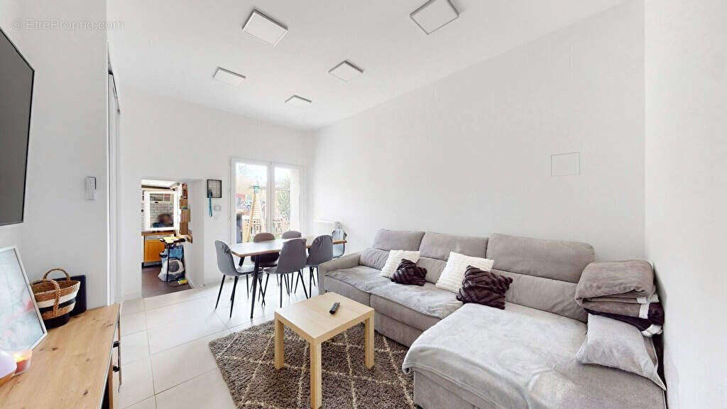 Maison à MANTES-LA-VILLE