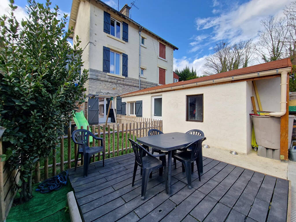 Maison à MANTES-LA-VILLE