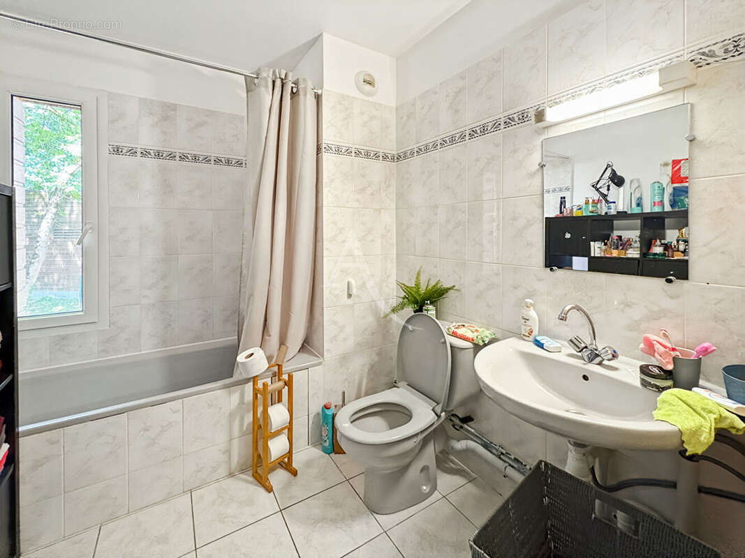 Appartement à LARDY