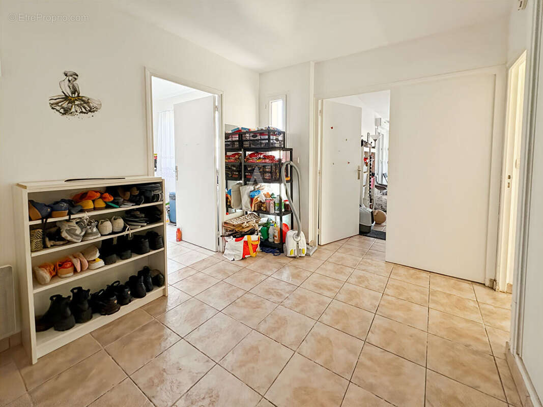 Appartement à LARDY