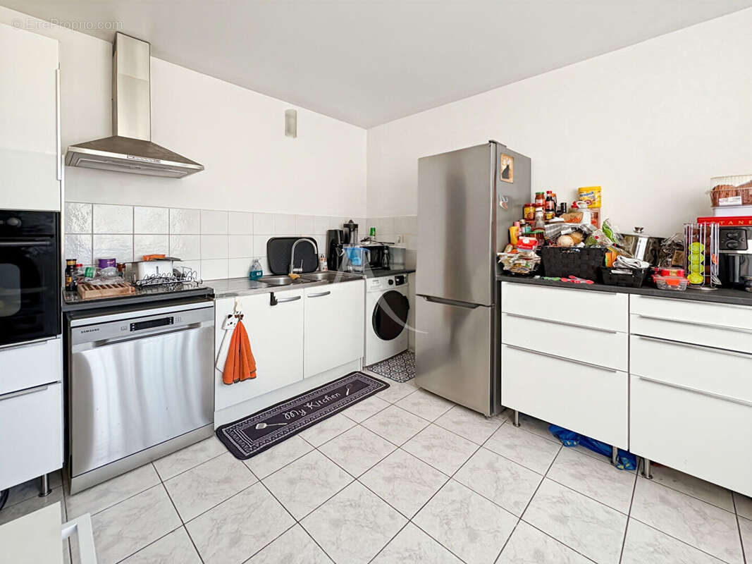 Appartement à LARDY