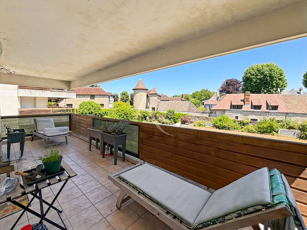 Appartement à LARDY