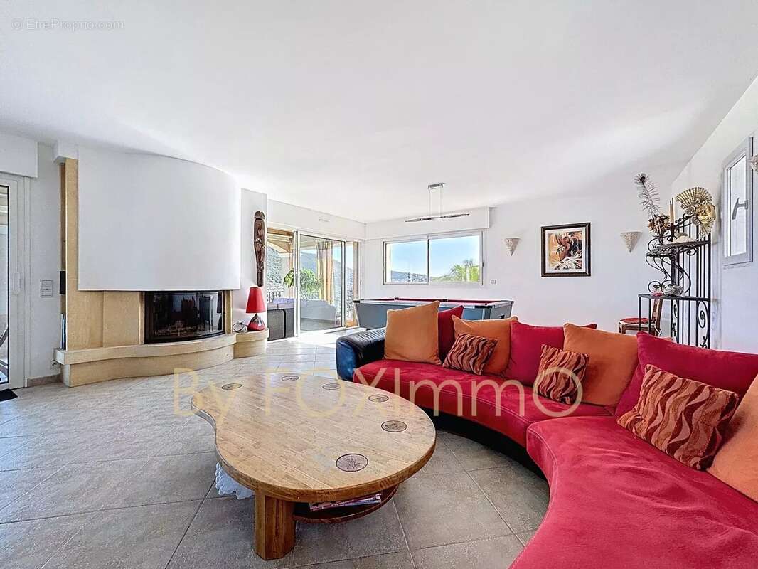 Maison à LES ADRETS-DE-L&#039;ESTEREL