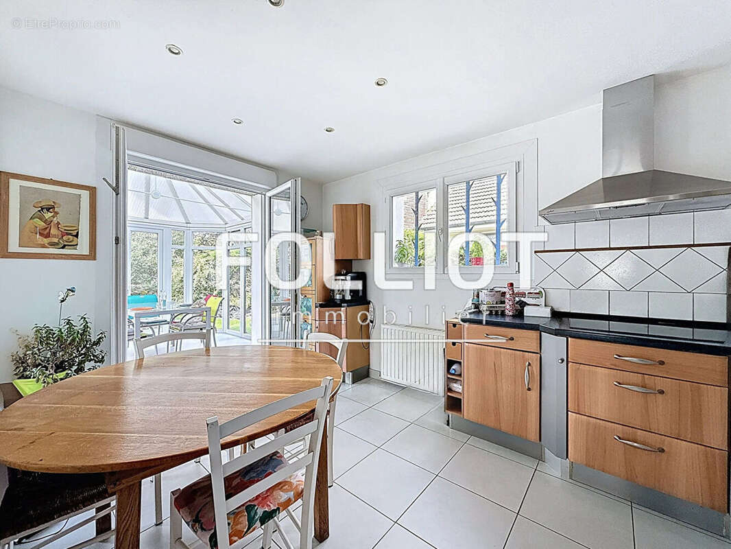 Maison à SAINT-PAIR-SUR-MER