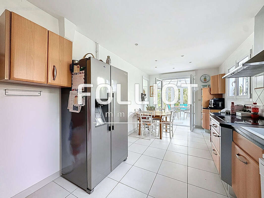 Maison à SAINT-PAIR-SUR-MER