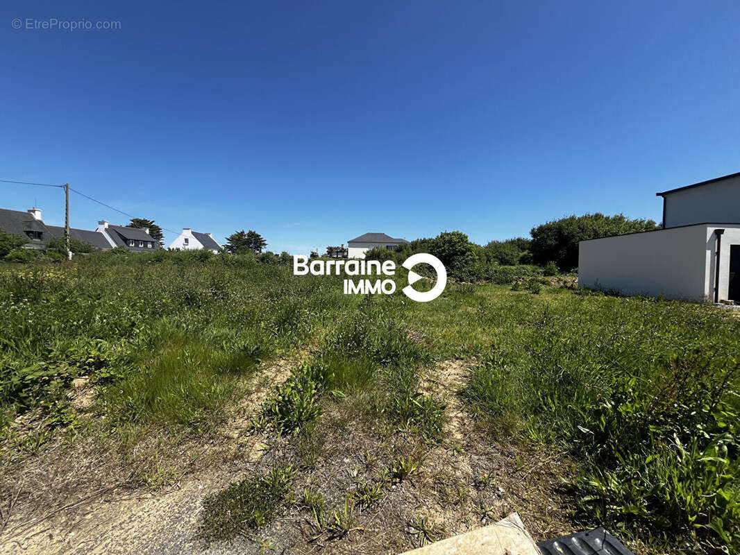 Terrain à PLOUGONVELIN