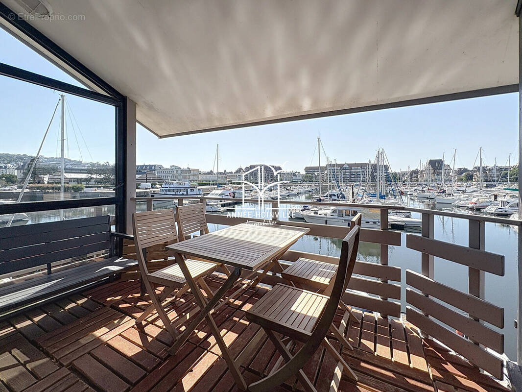 Appartement à DEAUVILLE