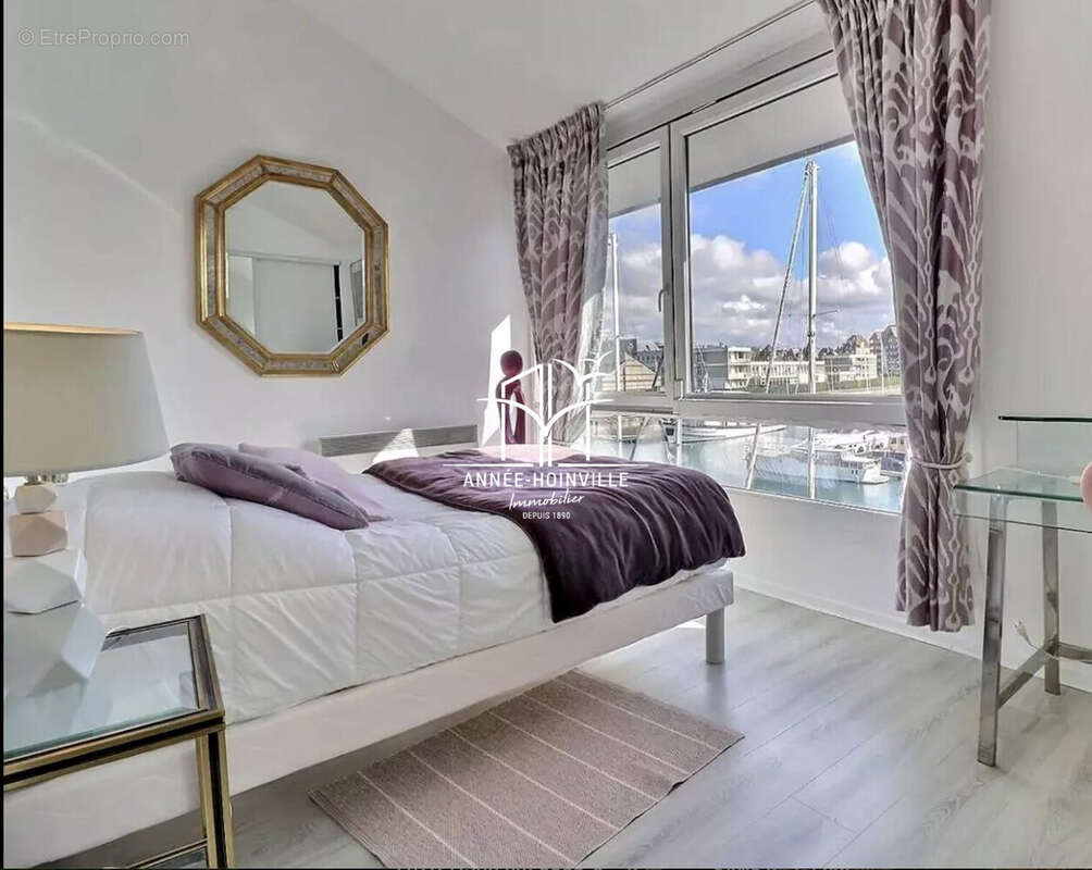 Appartement à DEAUVILLE