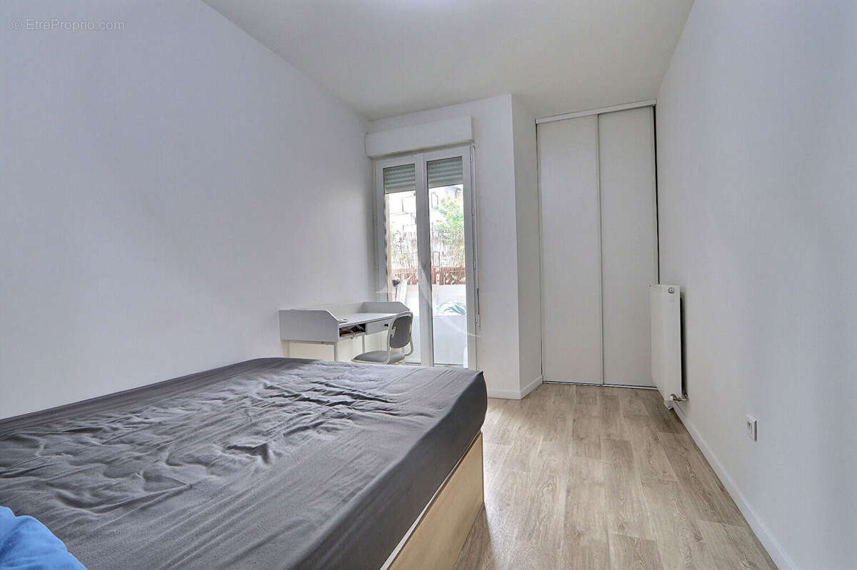 Appartement à AUBERVILLIERS