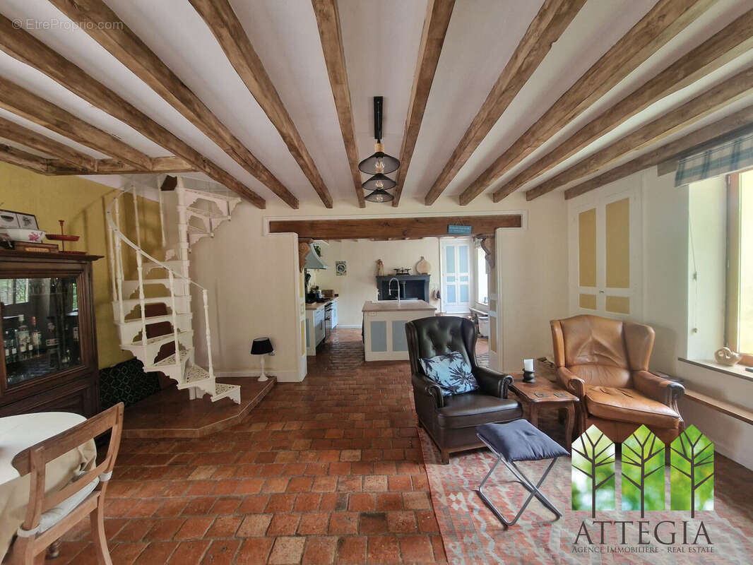 Maison à PREVERANGES