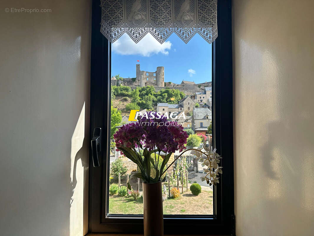 Maison à BERTHOLENE