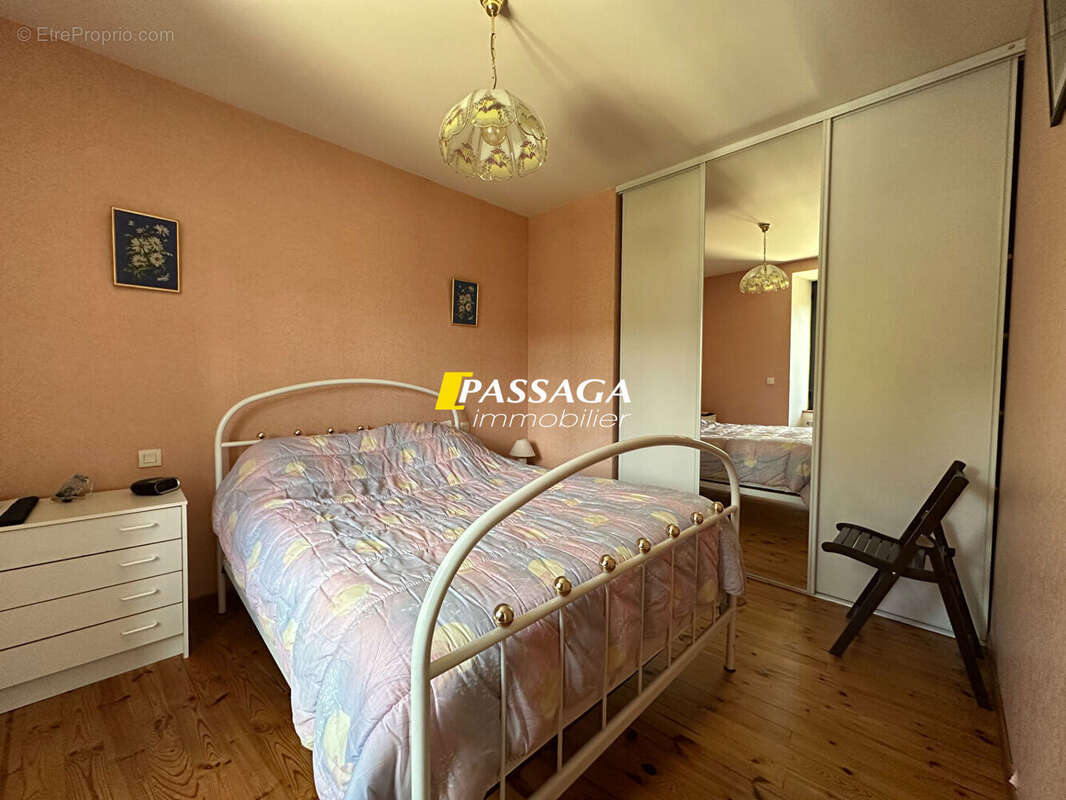 Maison à BERTHOLENE