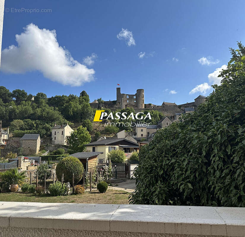 Maison à BERTHOLENE