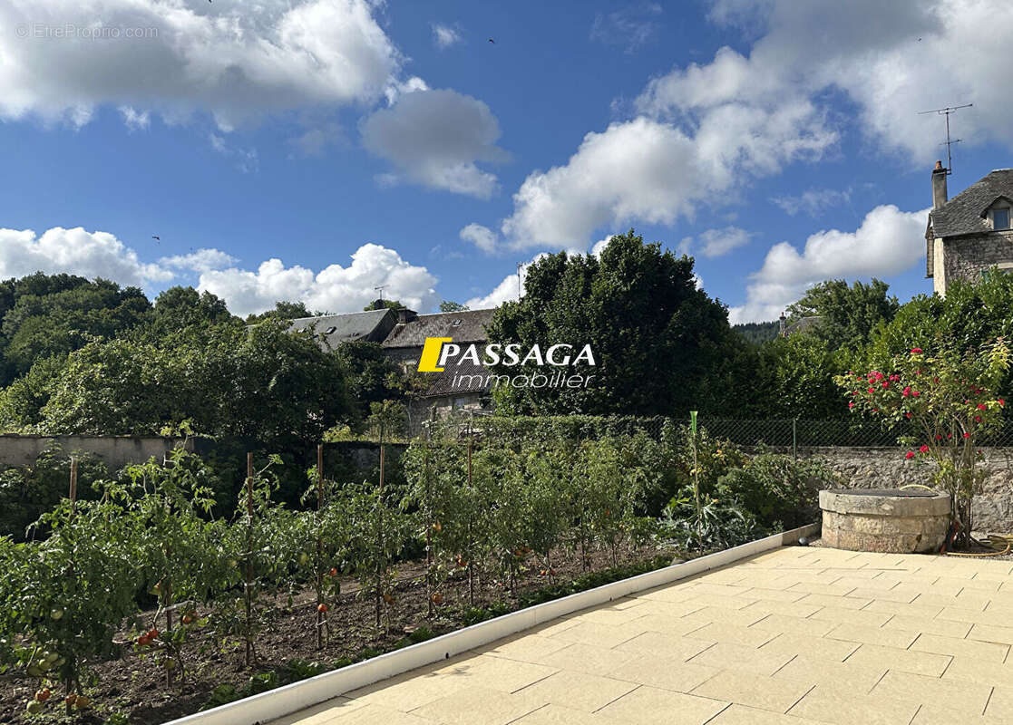 Maison à BERTHOLENE