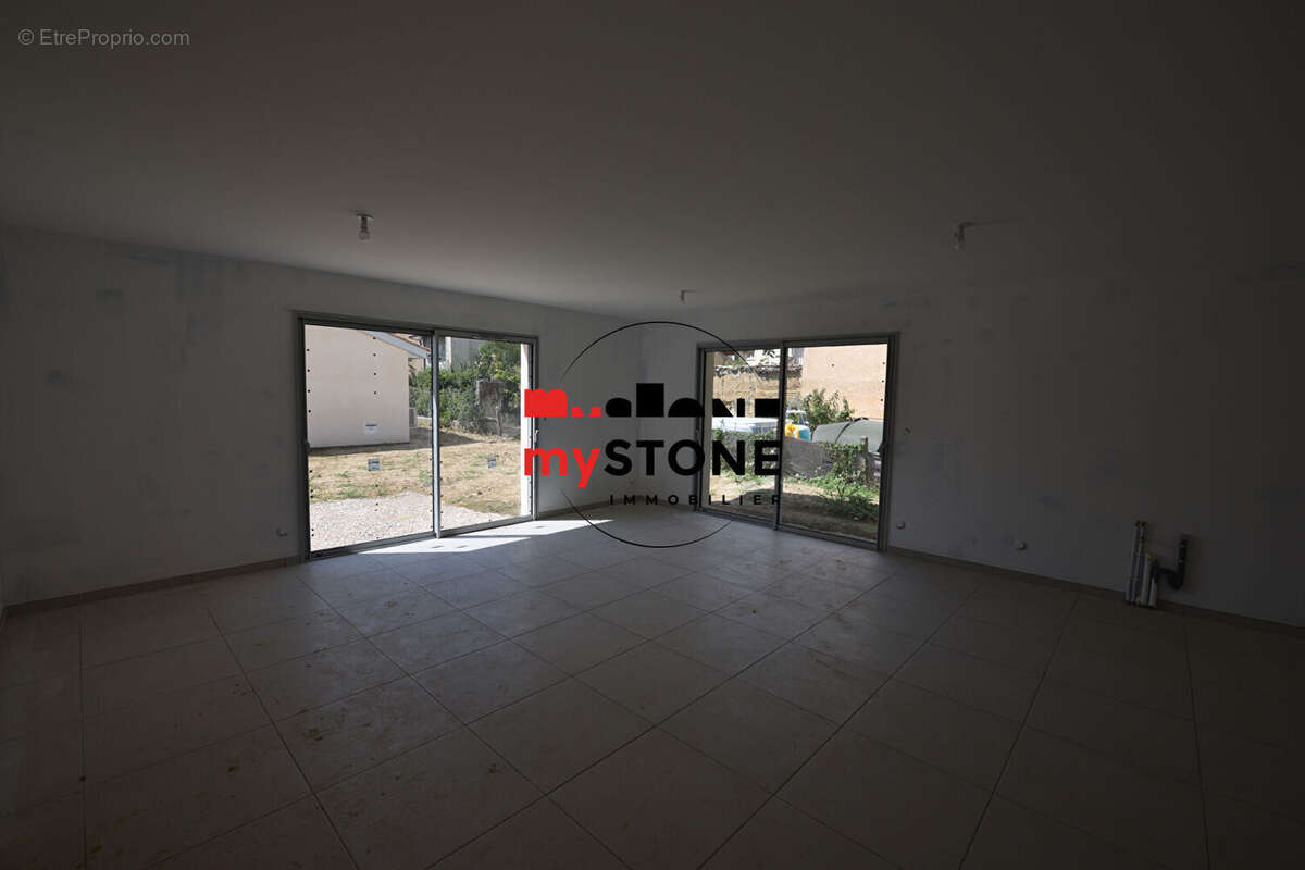 Maison à SAINT-TRIVIER-SUR-MOIGNANS