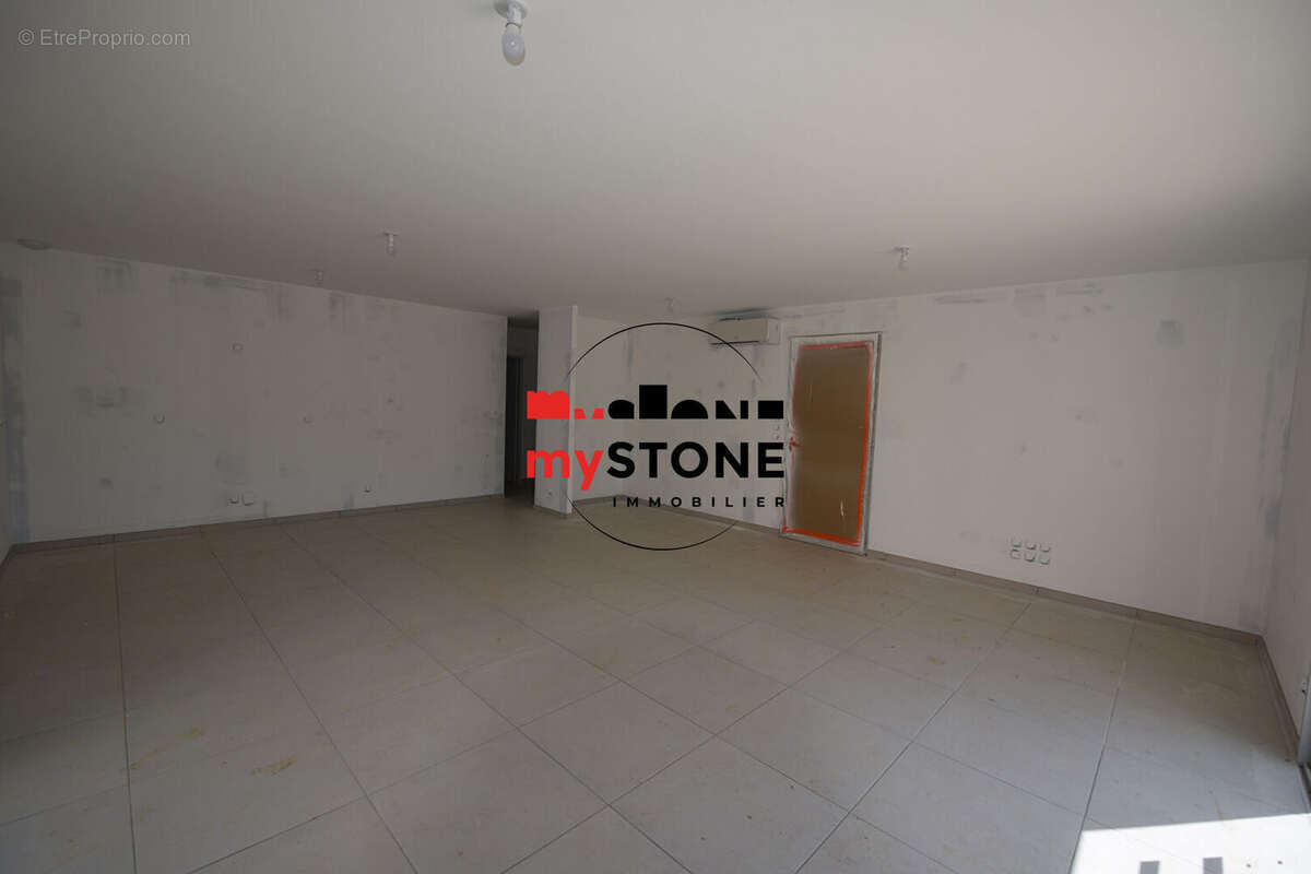 Maison à SAINT-TRIVIER-SUR-MOIGNANS