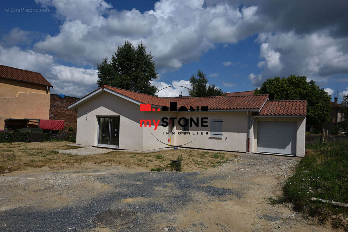 Maison à SAINT-TRIVIER-SUR-MOIGNANS