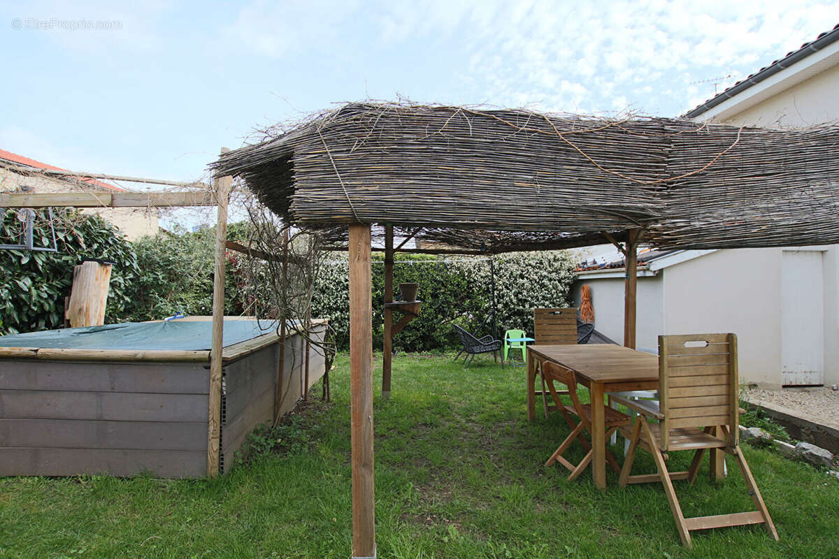 Maison à SAINT-PRIEST