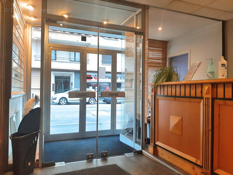 Commerce à ALBERTVILLE