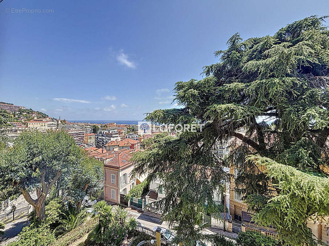 Appartement à MENTON