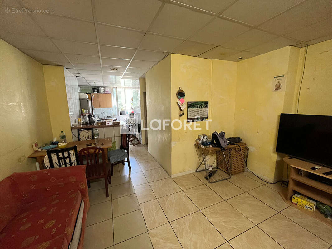 Appartement à SAINT-MAXIMIN-LA-SAINTE-BAUME