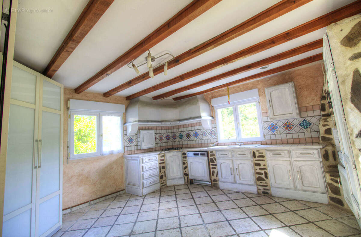 Maison à OLORON-SAINTE-MARIE