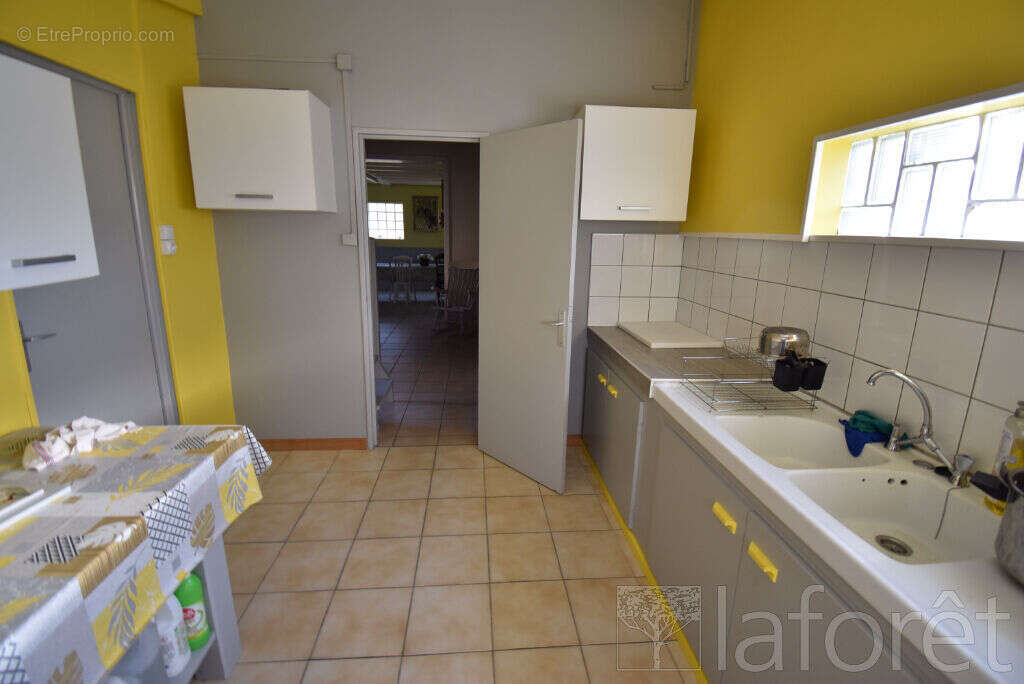 Terrain à SAINT-JEAN-D&#039;ILLAC