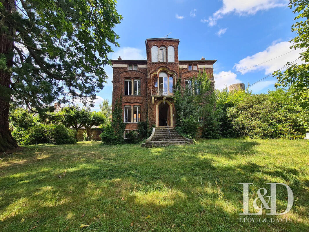 Maison à SAINT-CHERON