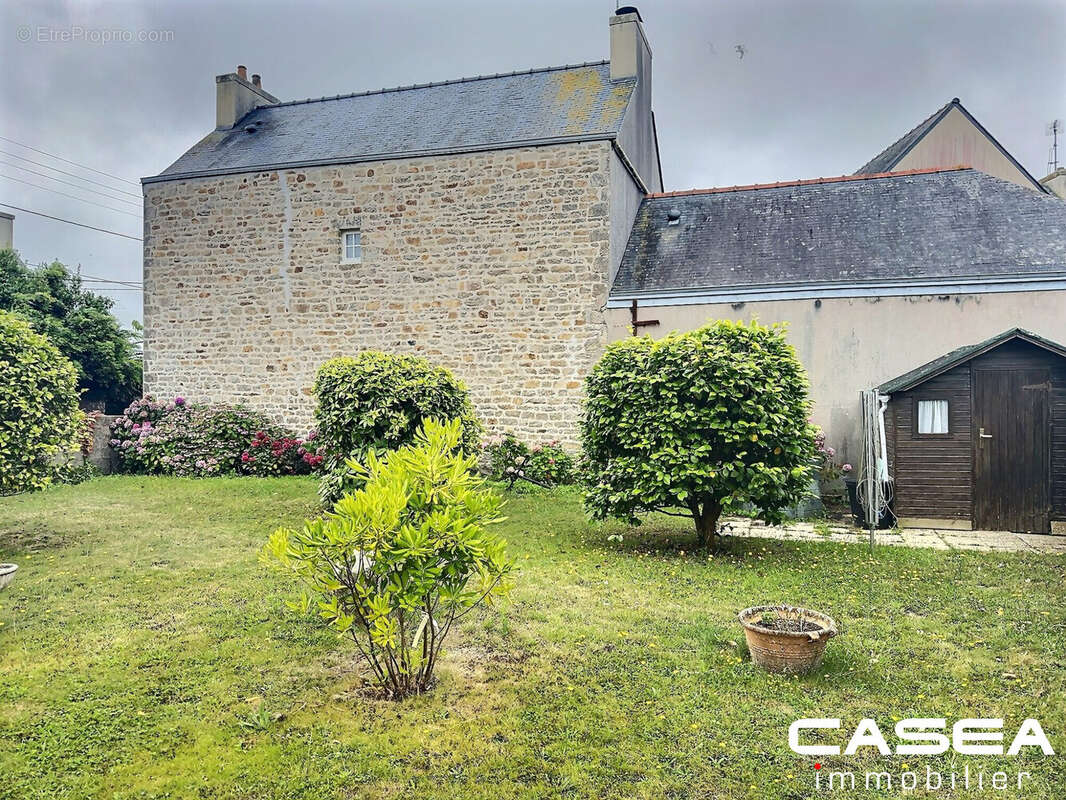 Maison à PONT-L&#039;ABBE