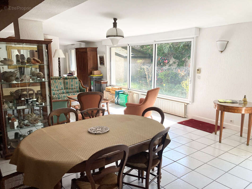 Maison à ENGHIEN-LES-BAINS