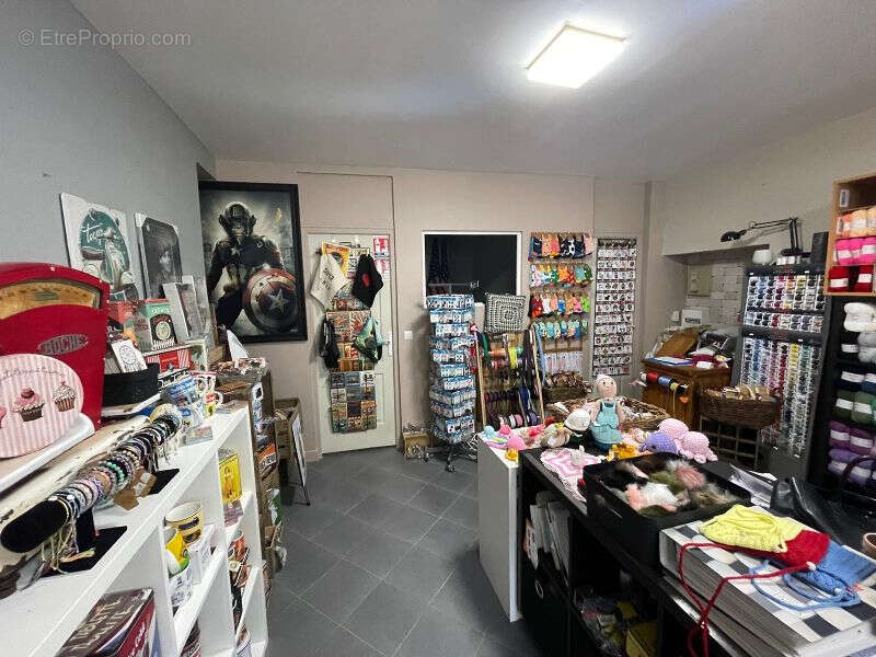 Commerce à ANGERVILLE