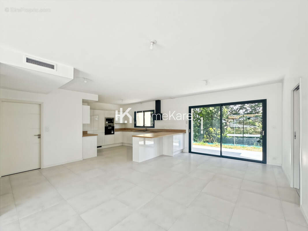 Maison à CASTANET-TOLOSAN