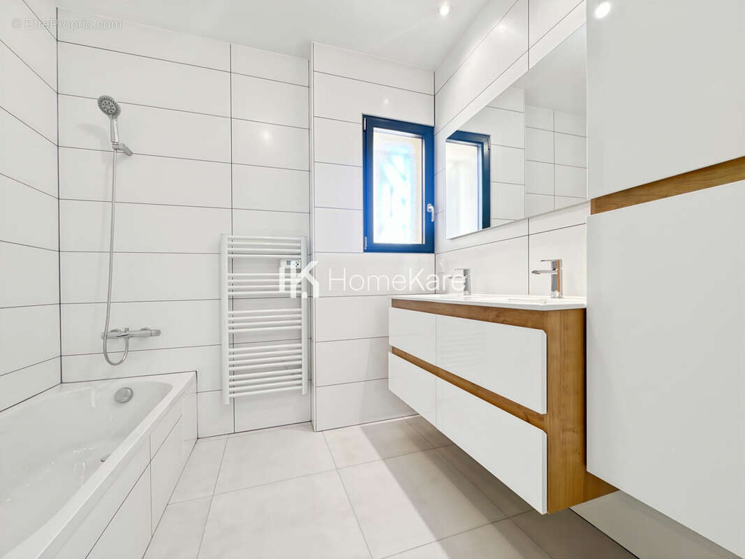 Maison à CASTANET-TOLOSAN