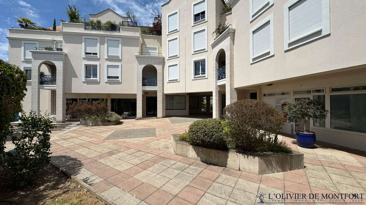 Appartement à VERRIERES-LE-BUISSON