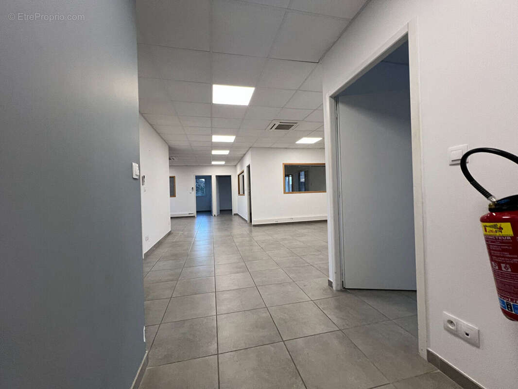 Commerce à ETOILE-SUR-RHONE