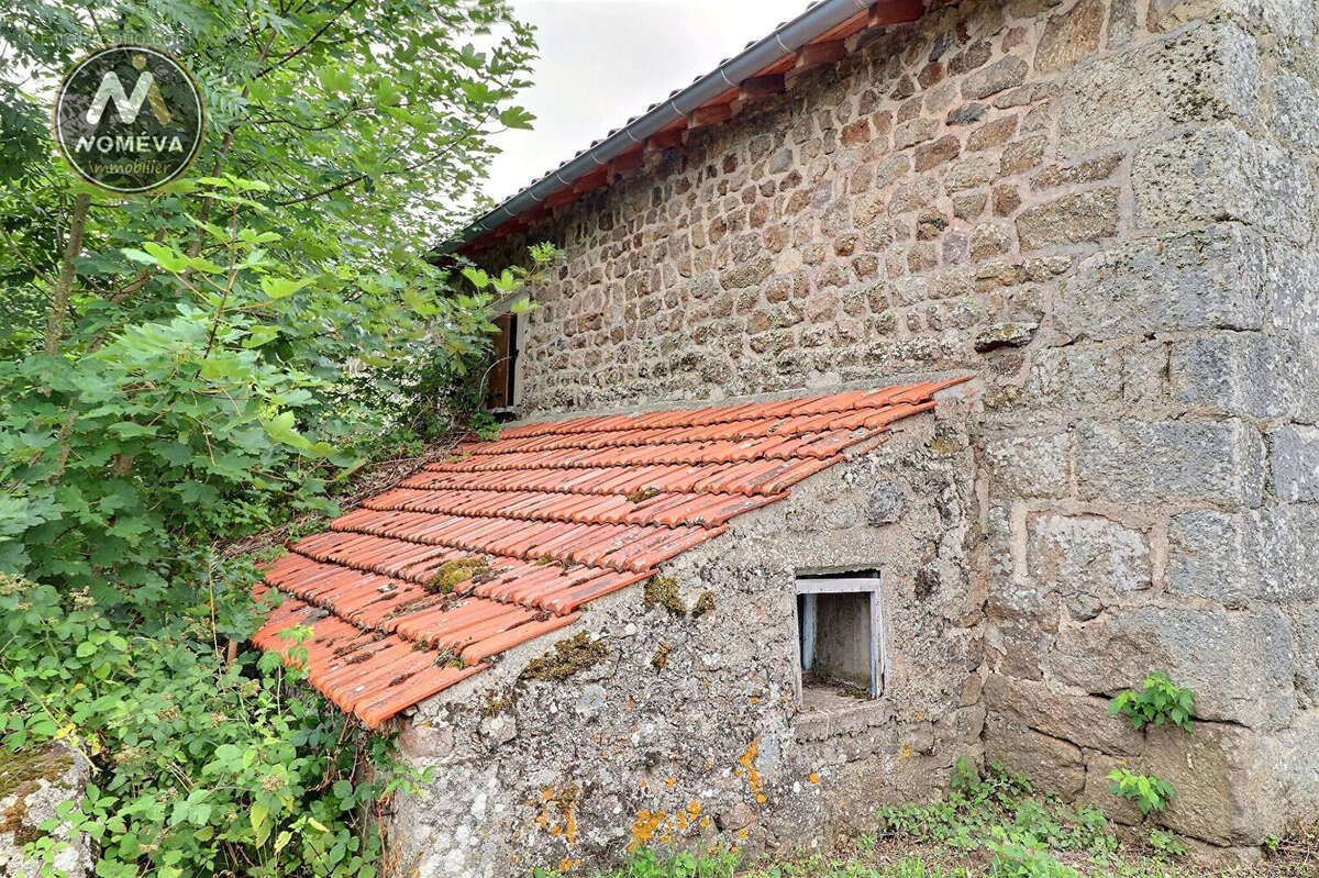 Maison à GRAZAC