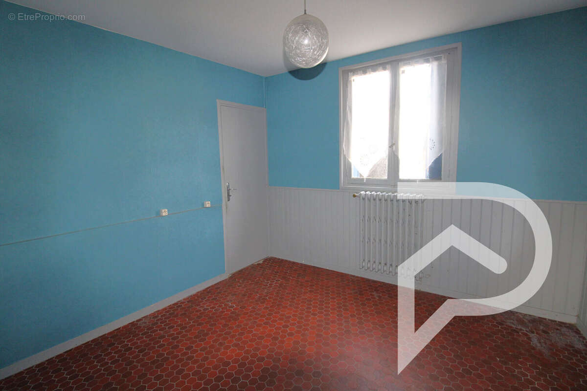 Maison à SAINT-SAUVEUR