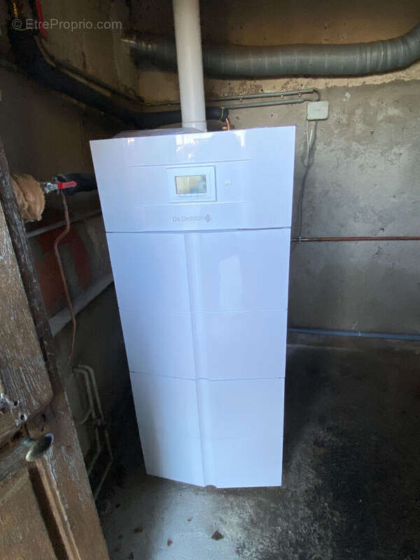 Maison à PLAIMPIED-GIVAUDINS