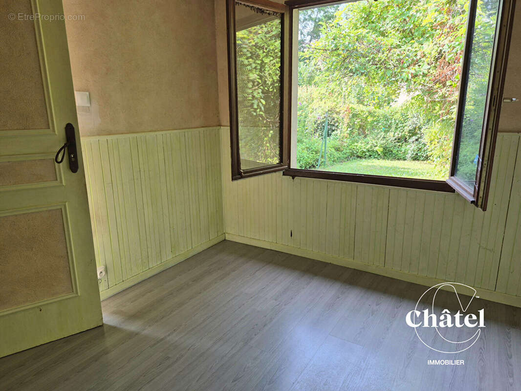 Maison à AUVERS-SUR-OISE