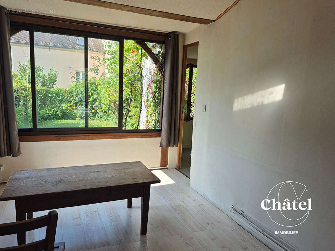 Maison à AUVERS-SUR-OISE