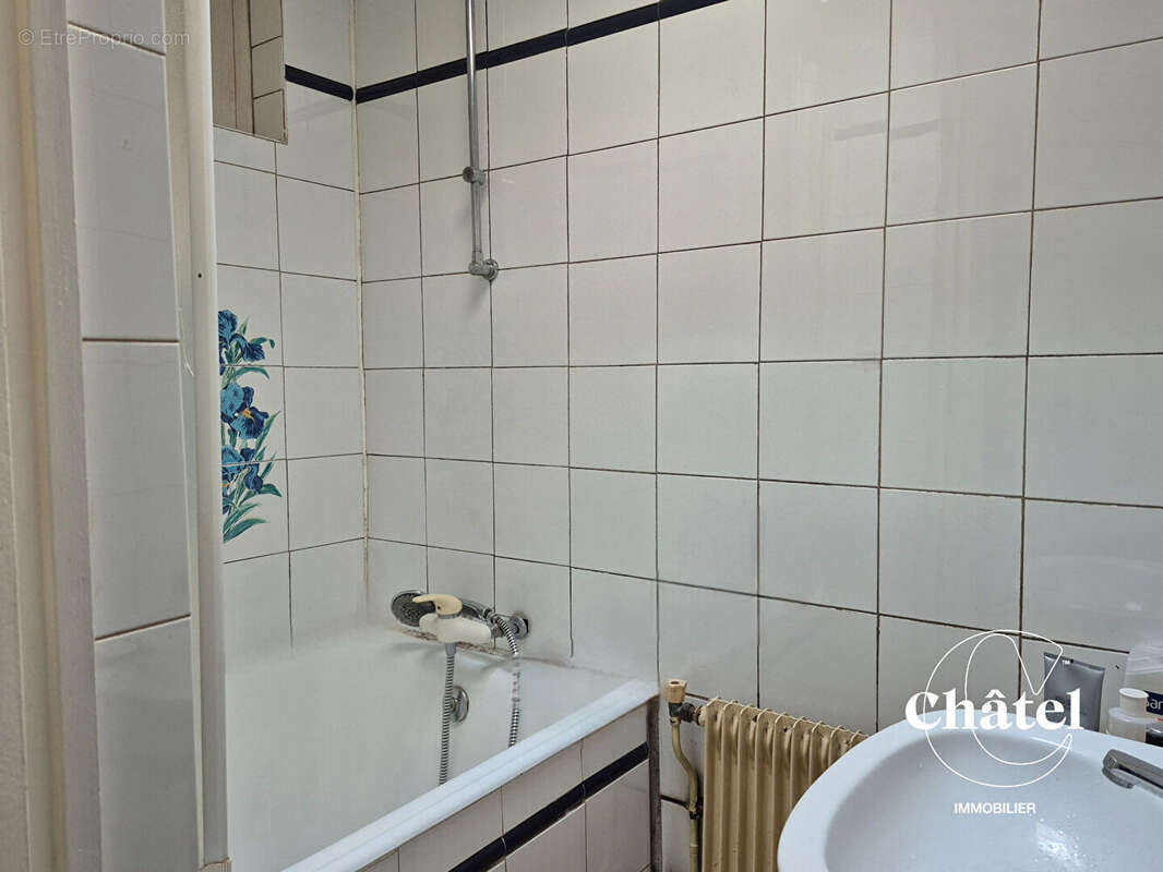 Maison à AUVERS-SUR-OISE