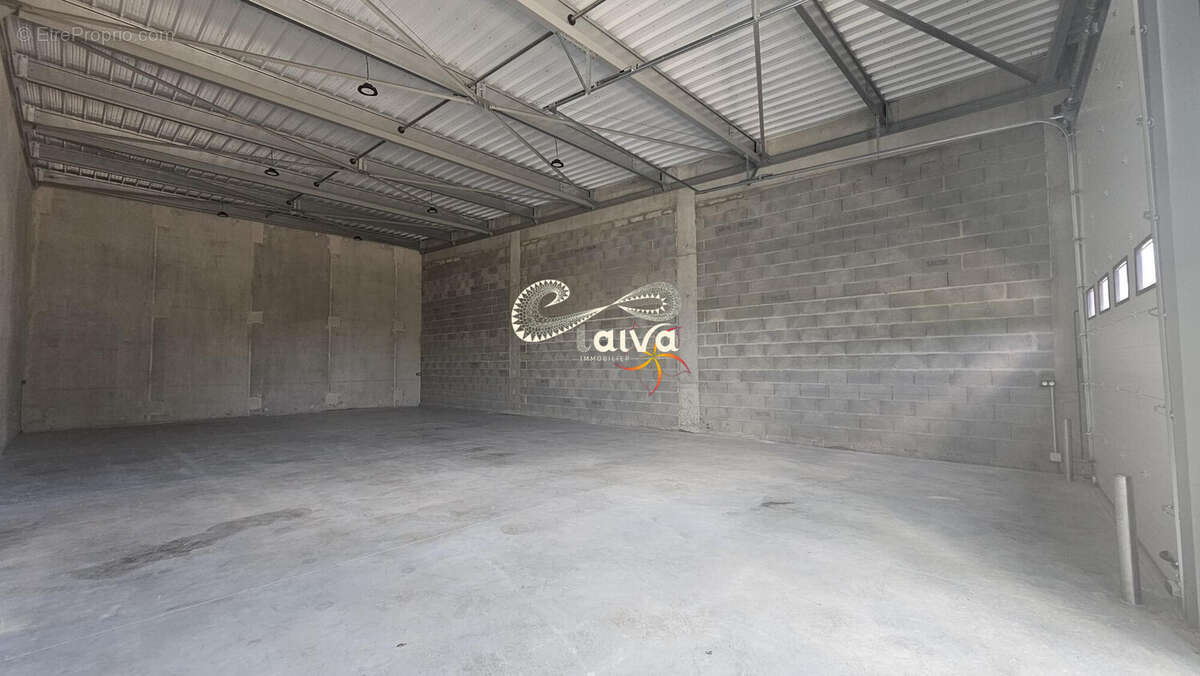 Commerce à MINIAC-MORVAN